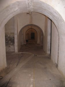 Den centrale korridor i Garderhøjfortet