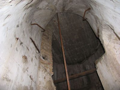 Lyngby Fort rest af observationstårn