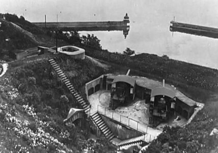 Middelgrundsfortet 17 og 120 mm skyts