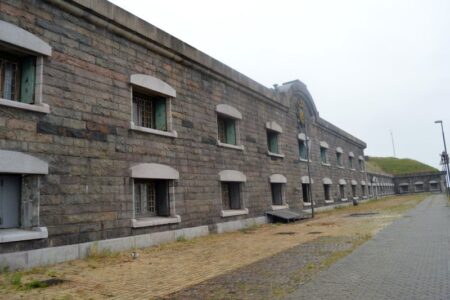 Middelgrundsfortet struben