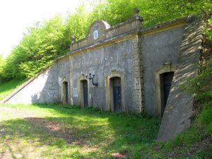 Københavns befæstning, Kastrup Fort magasinbygning