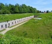 Garderhøj Fort, kasernen