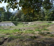 Briske og traverser Permanent batteri på Vestvolden, magasin og briske